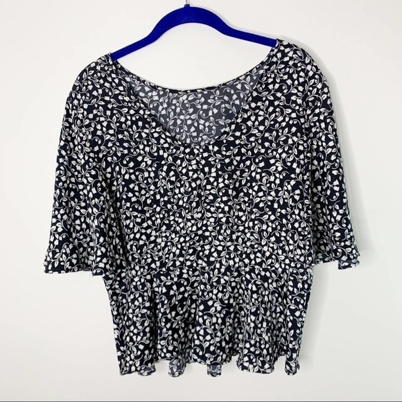 Who What Wear black & white floral peplum short sleeve blouse size small - Picture 2 of 4